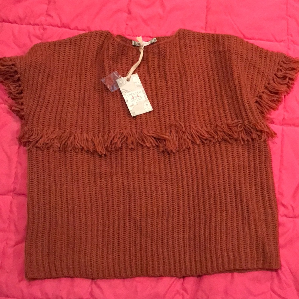 SALE!Chelsea & Violet Fringed Short Sleeve Sweater